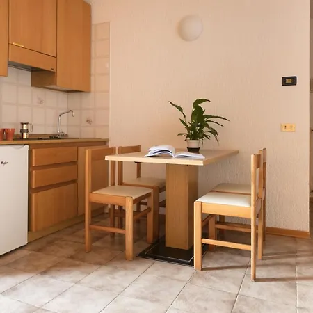 Adele Apartman *